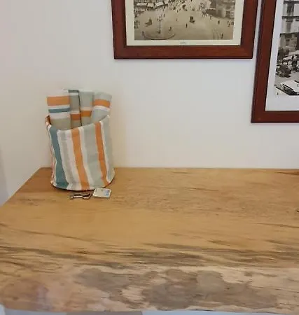 Casa House 381 * ナポリ